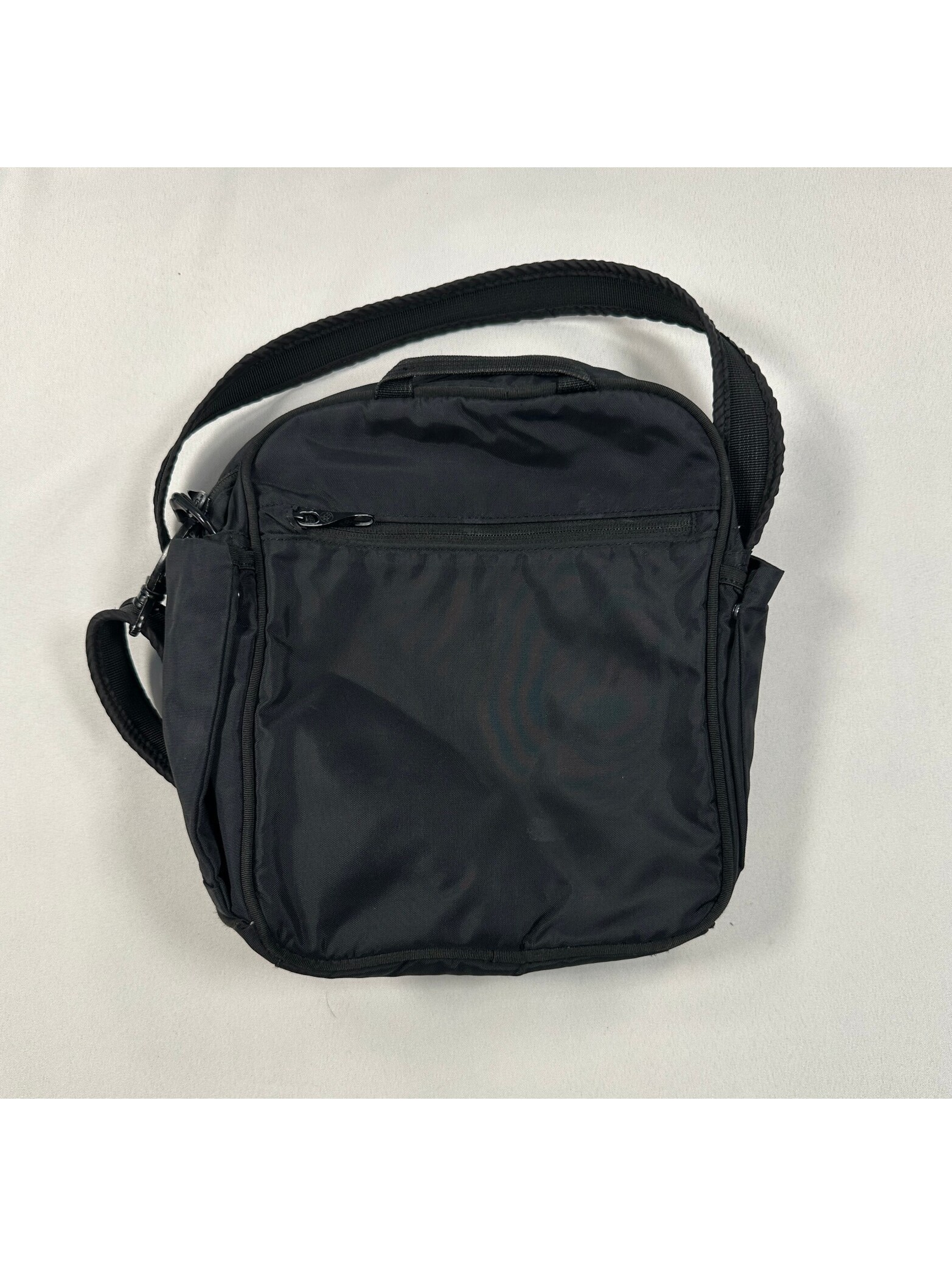 Pacsafe Metrosafe Anti Theft Shoulder Bag Black Rfid Crossbody Travel Purse Euc — image 6 of 6